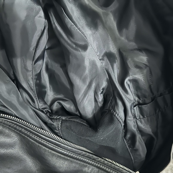 Express Black Faux Leather Jacket size XL - Picture 5 of 5